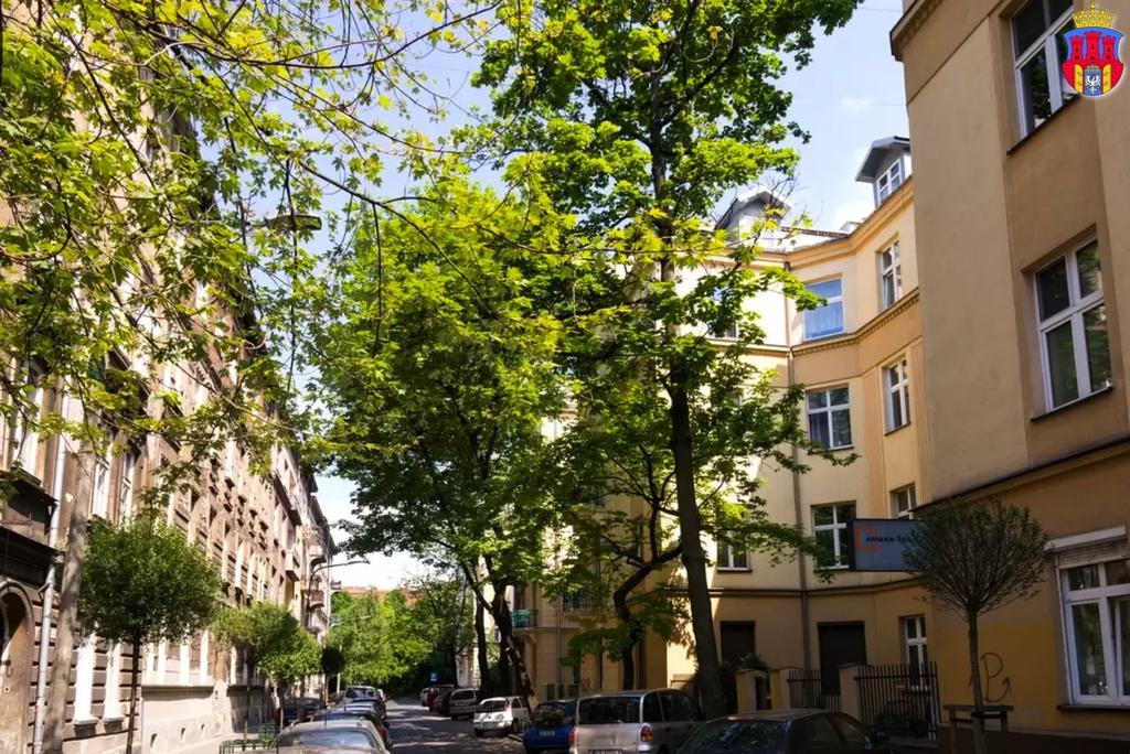 Live Like Locals: Market Square X Jewish District Краков Номер фото
